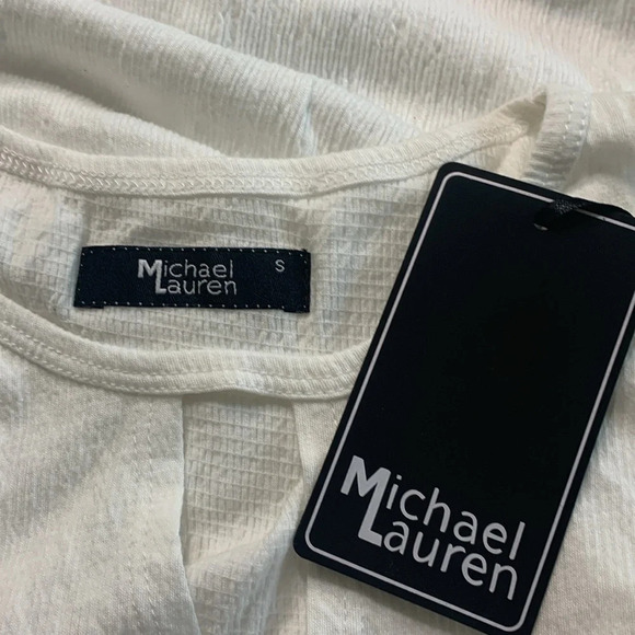 Michael Lauren Revolve KeyHole White Tunic Size Small - Picture 4 of 6